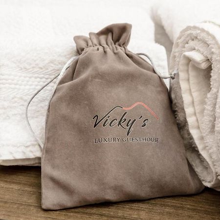 Vicky'S Luxury Guesthouse Napoli Eksteriør billede